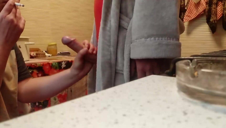 SchoolPrincess: Cigarro, seu pau e esperma