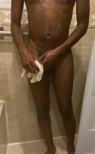 MerlinMystique: La duș nu uita să-ți speli pula, coaiele, pizda și curul înainte...