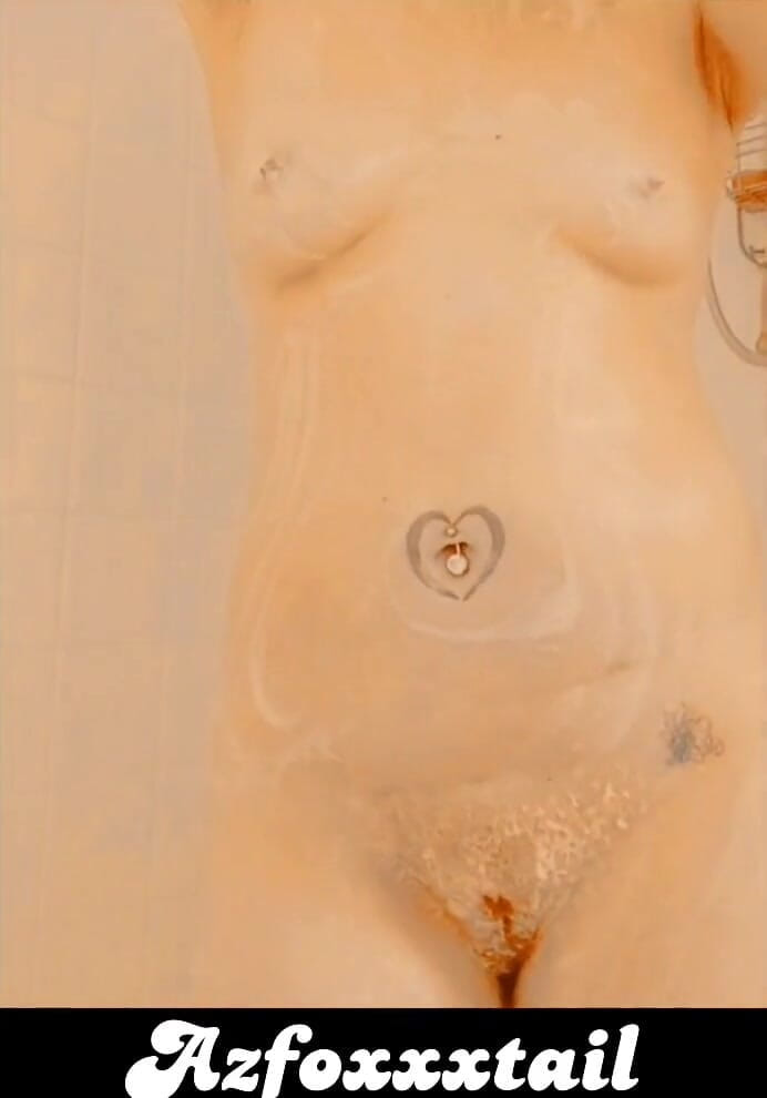AzFoxxxTailPhelicia: Shower bubble front1