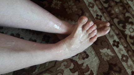 Emma Smith: Stepmom found used condoms of stepson. Foot fetish cum