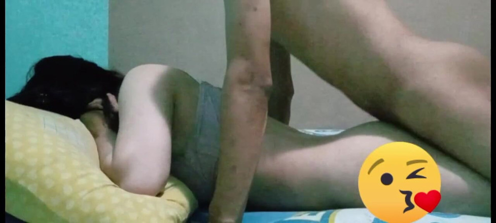 Famly sex: Zabierz przyjaciela z pracy do domu, gdy jej mąż jest...