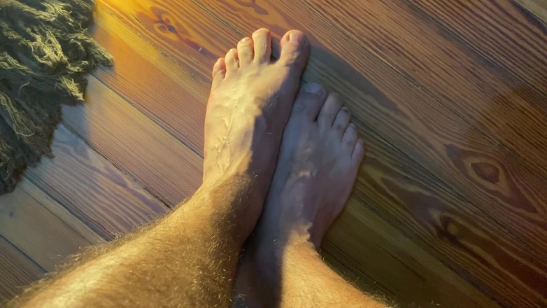 Placer_macho: Kaki saya habis selepas hari kerja...