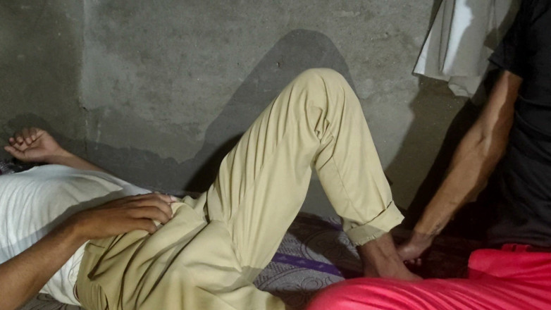 Damniraj: Bada Mota Land Munh Se Chusa Dost Ne Aur Gand...