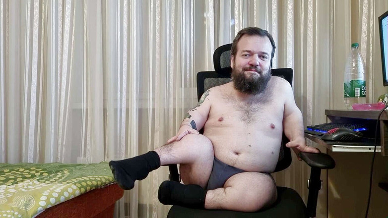 MiniCorgi: 팬티를 입은 미시녀