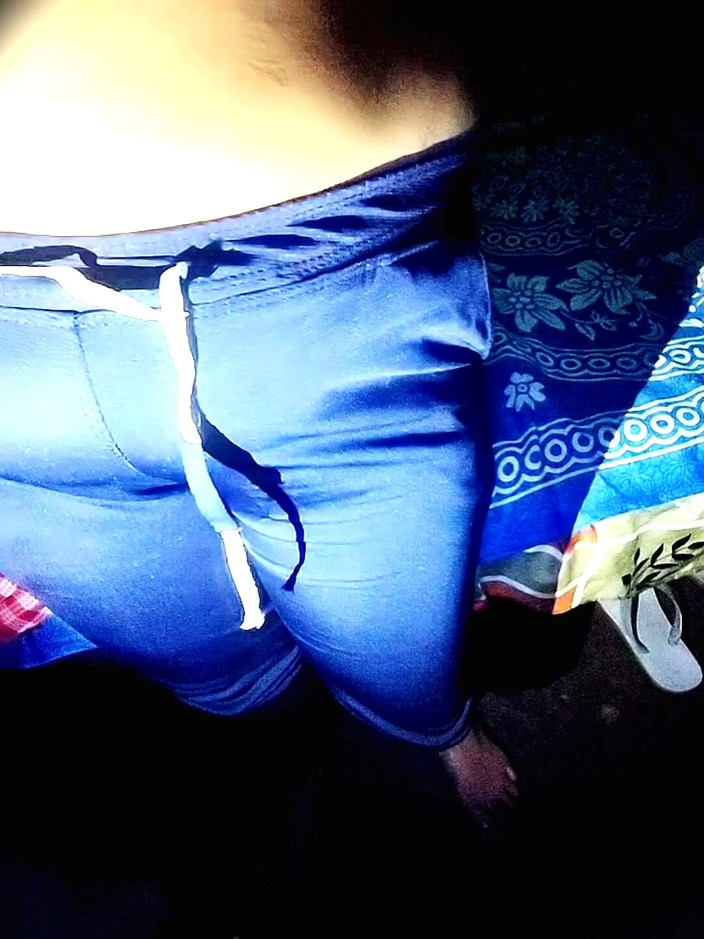 Neha_Noonu: Exotic Desi Amateur Squeezing &amp; Wet Finger Play Full Uncut Show