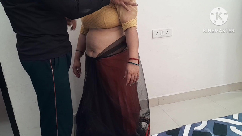 Salmaan001: خياط ينيك البيبي في البيت بصوت هندي