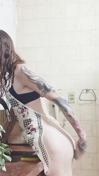 Trans Housewife Masturbating and Cumming in the Kitchen