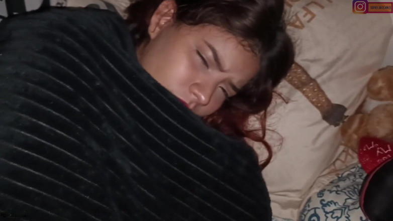 MAFELAGO: My Girlfriend Gives Me Some Good Blowjobs in My Room-porn...