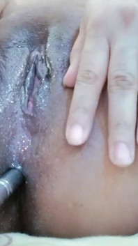 Hanna Fucking Her Wet Pussy and Anal with Dildo and Brush