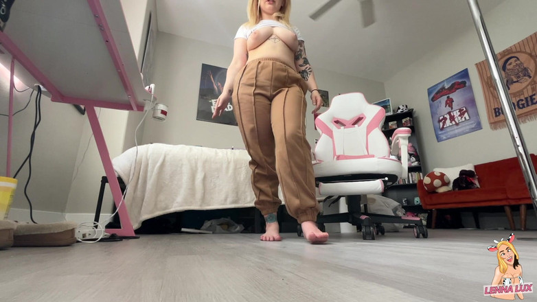 Lenna Lux: I pervertiti non dovrebbero venire