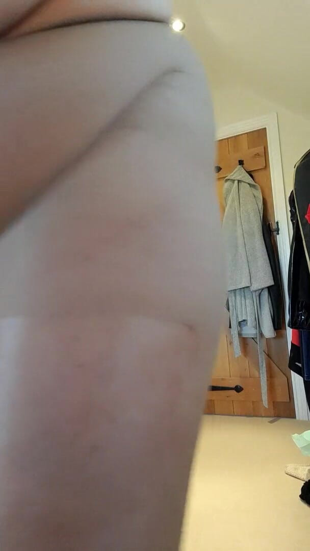 Uk Joolz: My boss has me begging to keep my job!