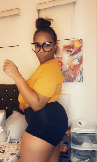 Diamond: Thick and Juicy.