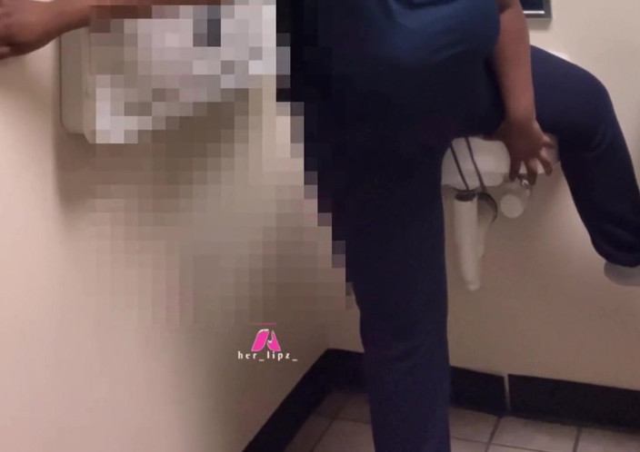 Anye Meshell: Ach... duchová tvář Je u dveří!