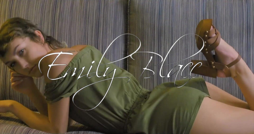 Bigsexy Films: Emily Blacc Sólo striptýz škádlení