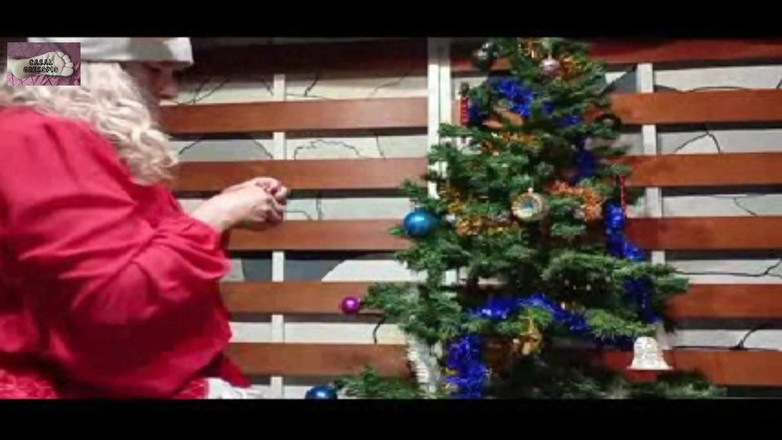 Casal Gresopio Feet: Chân Của Mẹ Giáng Sinh Khi Đi Cây Thông Noel 2025