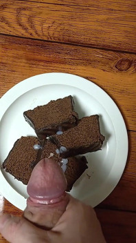 chocolate cake with cum