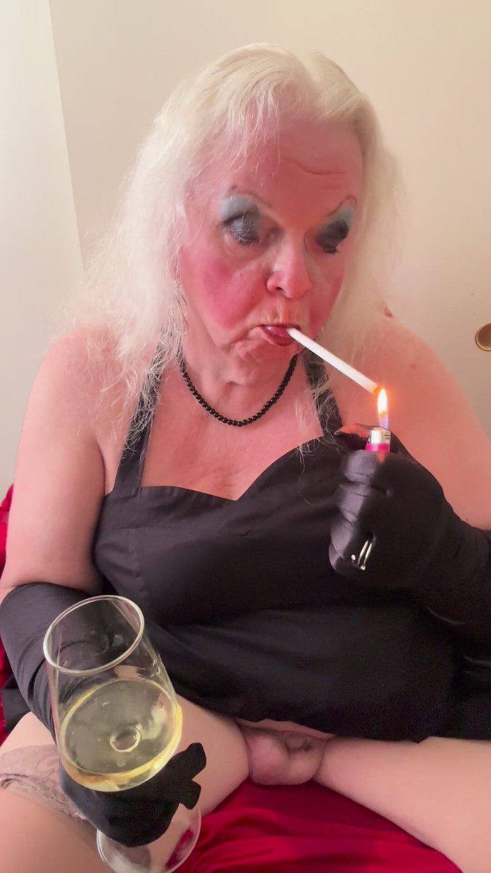 Constance: 흡연과 오줌