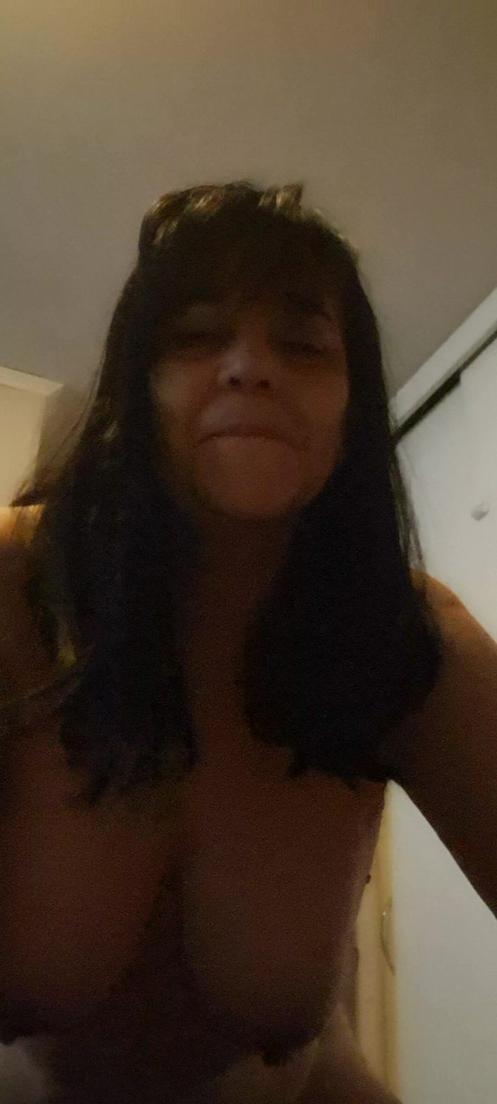 Mommy big hairy pussy: Joi espanhola em primeiro plano sexo vaqueira