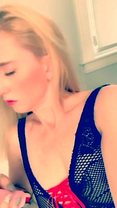 Chelly181818: Crotchless lingerie play. Unzipped