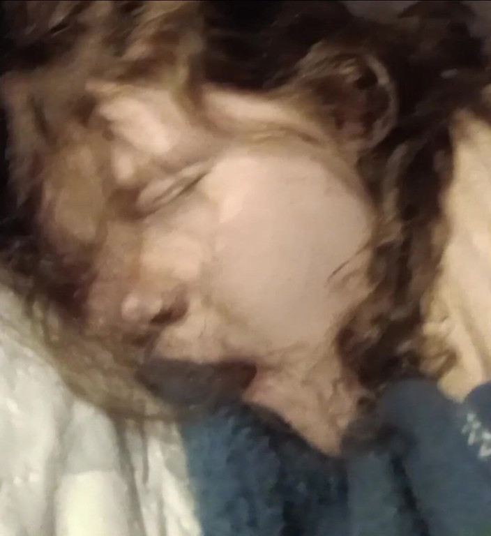 Skybay: Anisleigh williams dientot gaya doggy sambil meringis keenakan sama veiwers