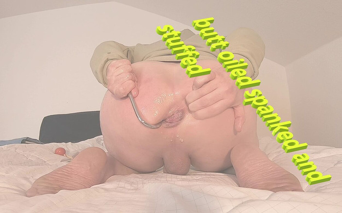 dolphinboy: 엉덩이 기름을 바르고 때리고 박제