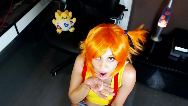 Candystart Videos: Il pompino cosplay di misty. Punto di vista e contatto...