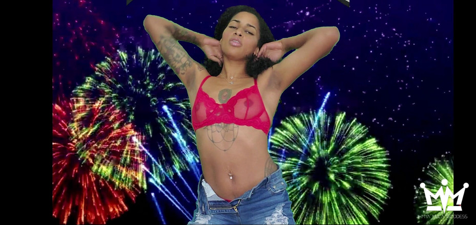 Mya Mula Goddess: Nu vrei independența! Venerarea curului JOI Sărbătoarea 4 iulie