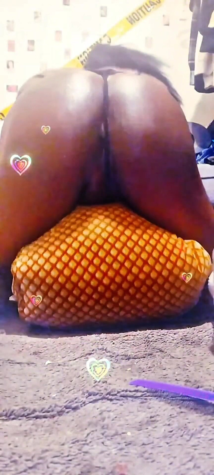 BLKV3RS: Nouveau gode CD