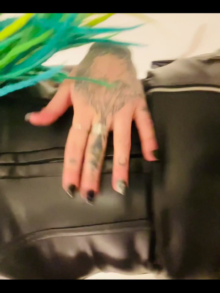 Marta Katze: Piccola provocazione