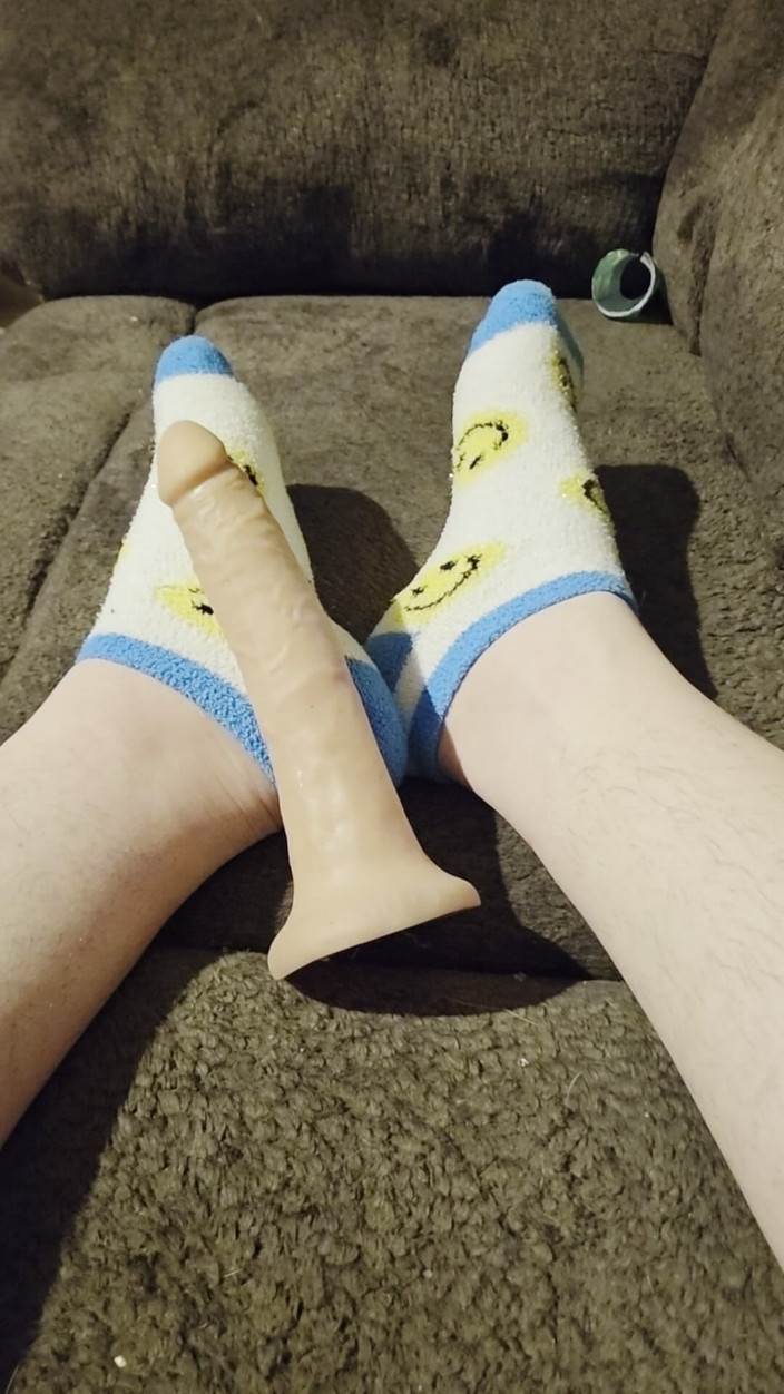 Little Donovan: My Feet Intro