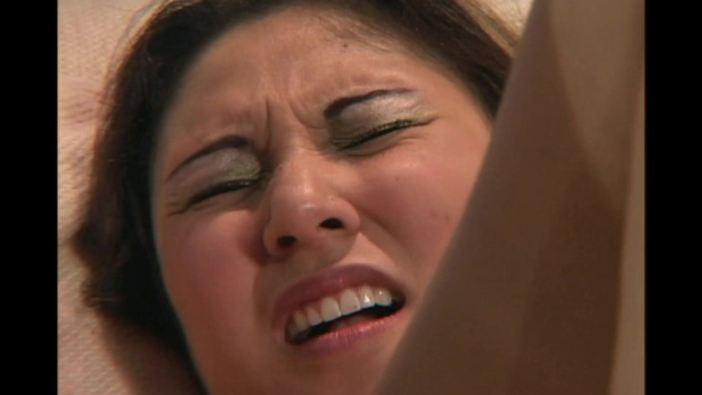 MILF still slut: Mooie brunette milf geniet ervan om geneukt te worden door...