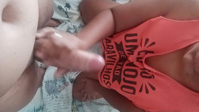 Jr and denies: Uma Punhetinha Gostosa Falando Putaria