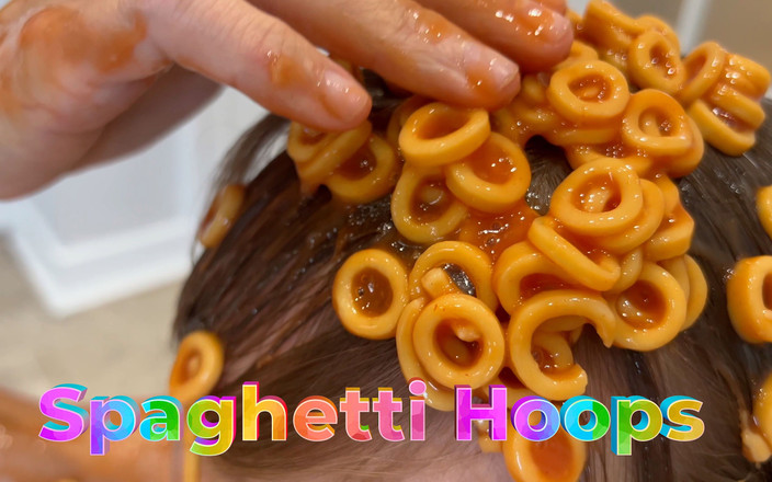 Wamgirlx: Rilassati e spaccare con spaghetti hoop - WAM video