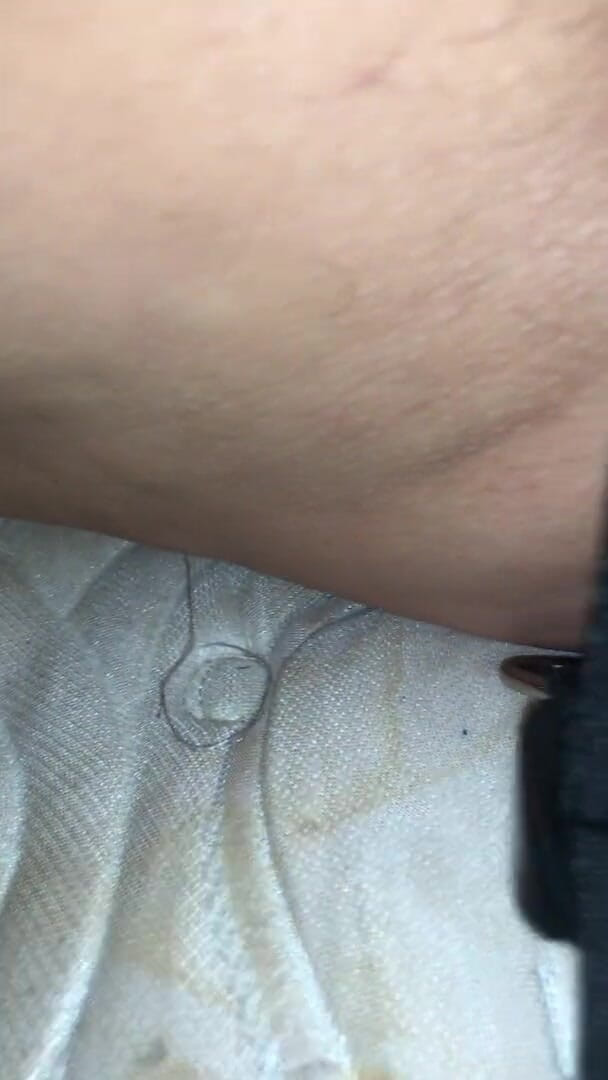 MzKiTTy91: Pawg wife gets fucked by 2 huge dildos