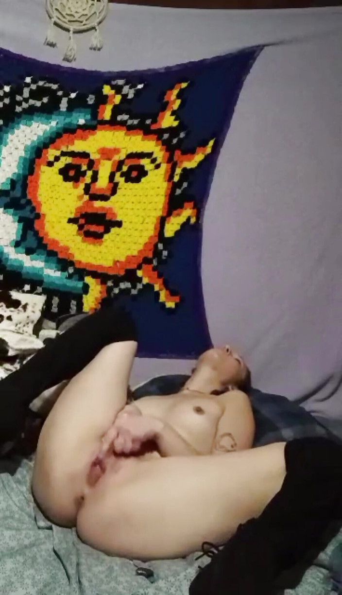 Moonlitcassie: 私のおもちゃで遊ぶのを見てくださいパート5