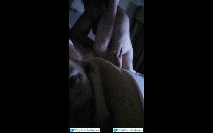 RedQueen: Cuckquean nights - de hele nacht wakker gehouden om een bed...