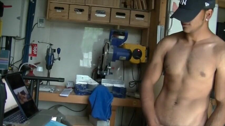 Gaybareback: Hetero-bulgarin für geschenk, von schwulem gelutscht