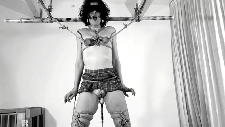 Bdsmlovers91: In piedi ovation: la sua prima volta con la nuova...