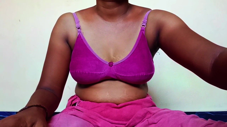 Ammukutty88: Ammu Takes off Her Bra and Reveals One of Her...