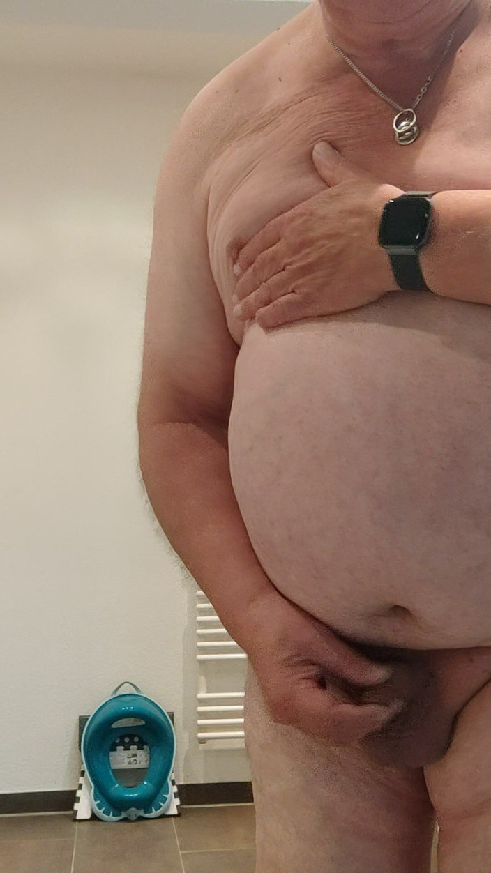 Karlchengeil: 洗濯かごを剥がしてこぶする