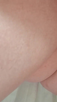 スーパーでセックスしてるところを見つかるかもしれないってことが興奮するんだ!これは本当に熱い!
