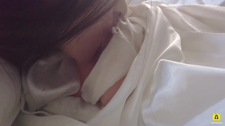 CandiceDelaware: Orgasm while eating pussy