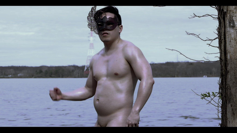 barenakedboy: Melepas kekuatan batinku dan merangkul keindahan alam di pinggir danau...