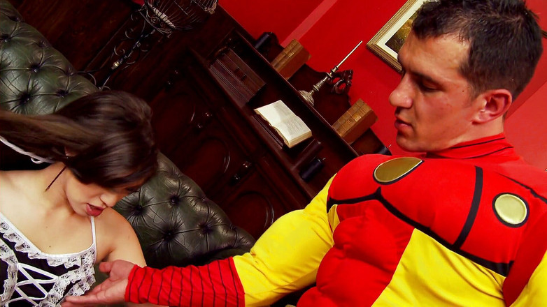 Babe Stars: Gagică dulce ia muie adânc în gât înainte de a fi futută și...