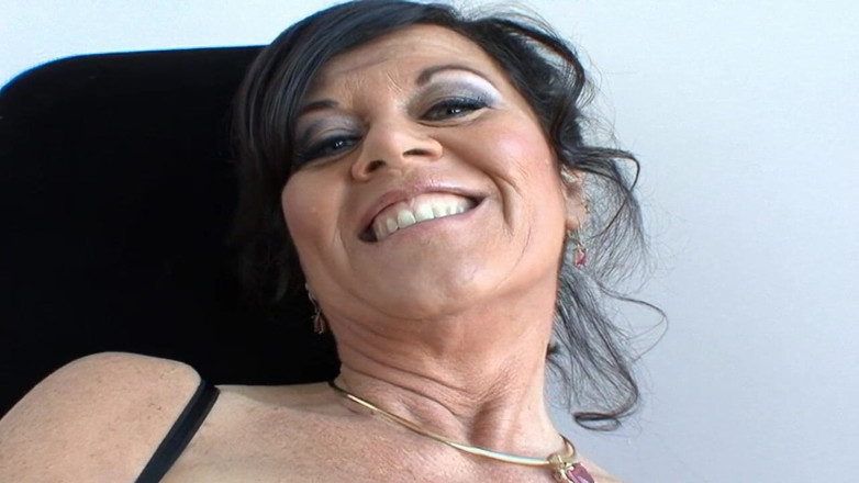 LetsGoEroticOnly: Milf screams in pleasure as two massive cocks thrusts her...