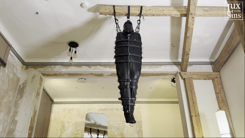 LUXurious Sins: Leather Suspension Bondage with Elise Graves and Heavy
