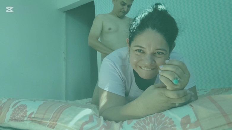 Couple amateur: He Loves to Suck My Cock