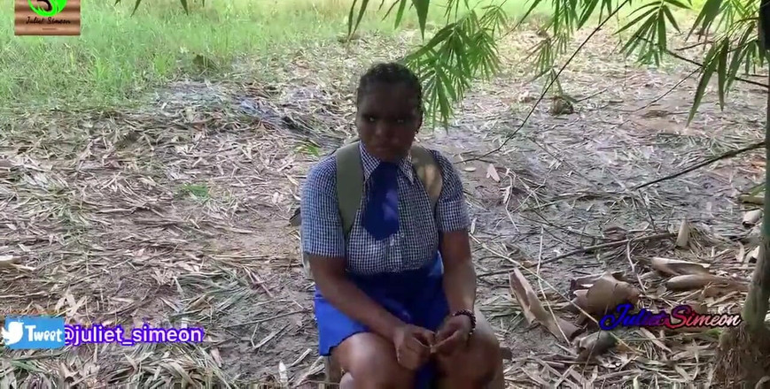 Julietsimeon: Julietsimeon het meisje, werd geneukt door een boer in de...