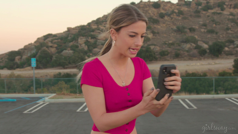 Girlsway: GIRLSWAY - Road trip
