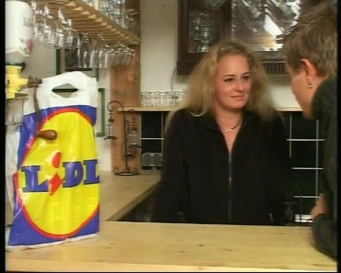 German's MILF: Zobacz, jak tattoed niemiecka milf zostaje zerżnięta w jej przebitej...